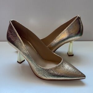 NWT Michael Kors Gold Shimmer Dress Pump